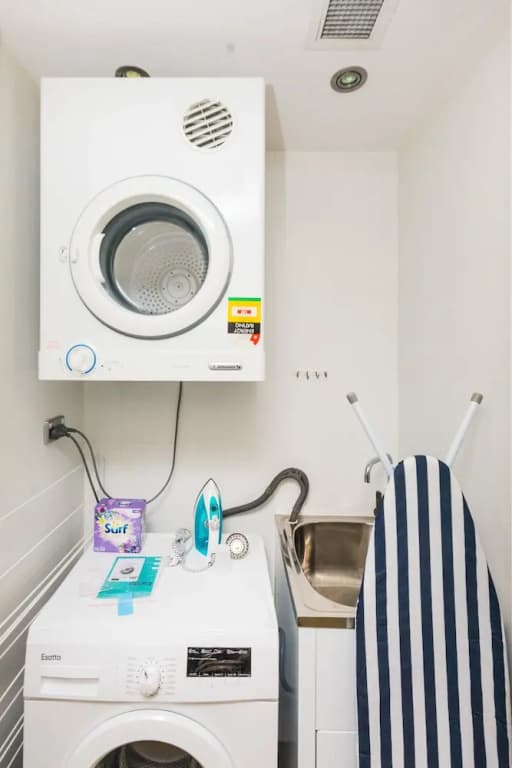 Perfectly Located Apartment - photo 12