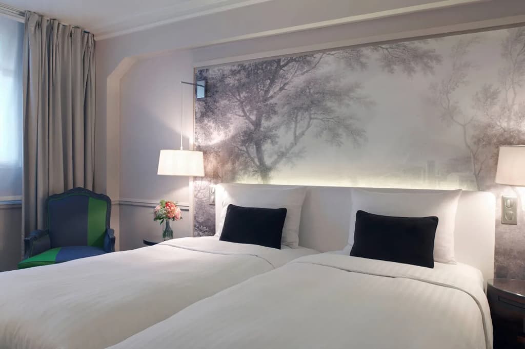 Renaissance Paris Nobel Tour Eiffel Hotel - photo 3