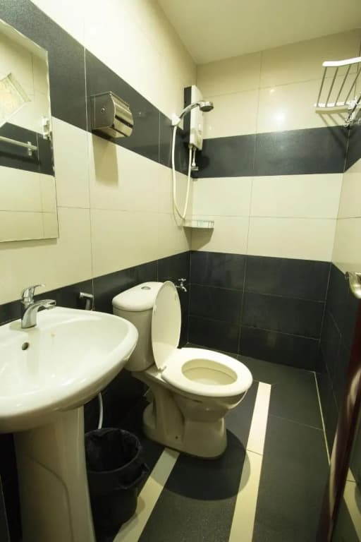 Expo Hotel - photo 10
