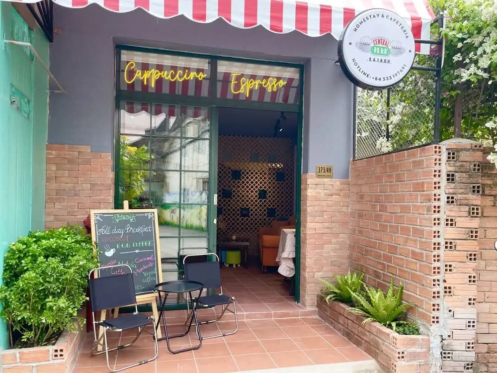 Central Perk Saigon - photo 14
