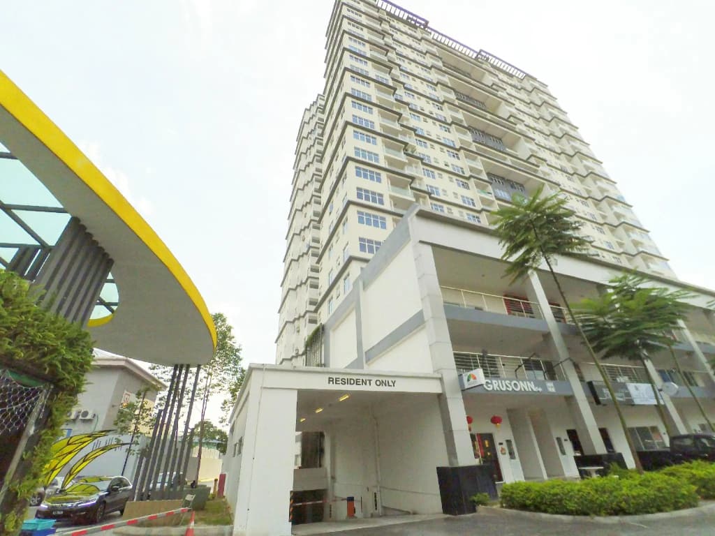 No.1 The Muji @ Puchong IOI MALL Skypod Residences - photo 1