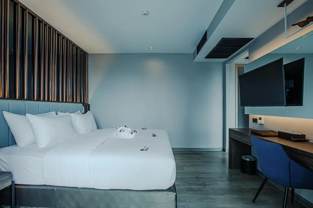 Rak Elegant Hotel Patong - photo 6