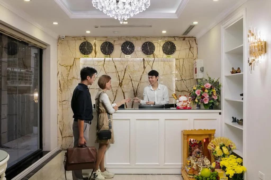 CBon Hotel Do Quang - photo 11