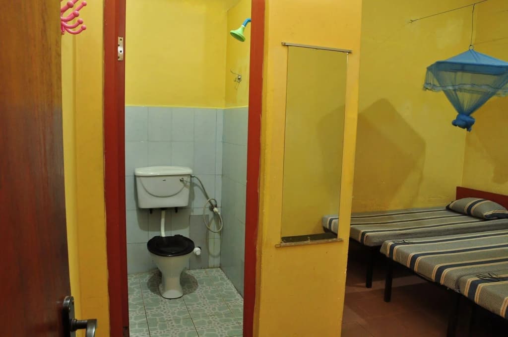 City Motel - photo 8