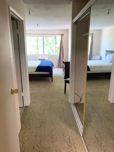 Large unit with private bath-C01 - photo 1
