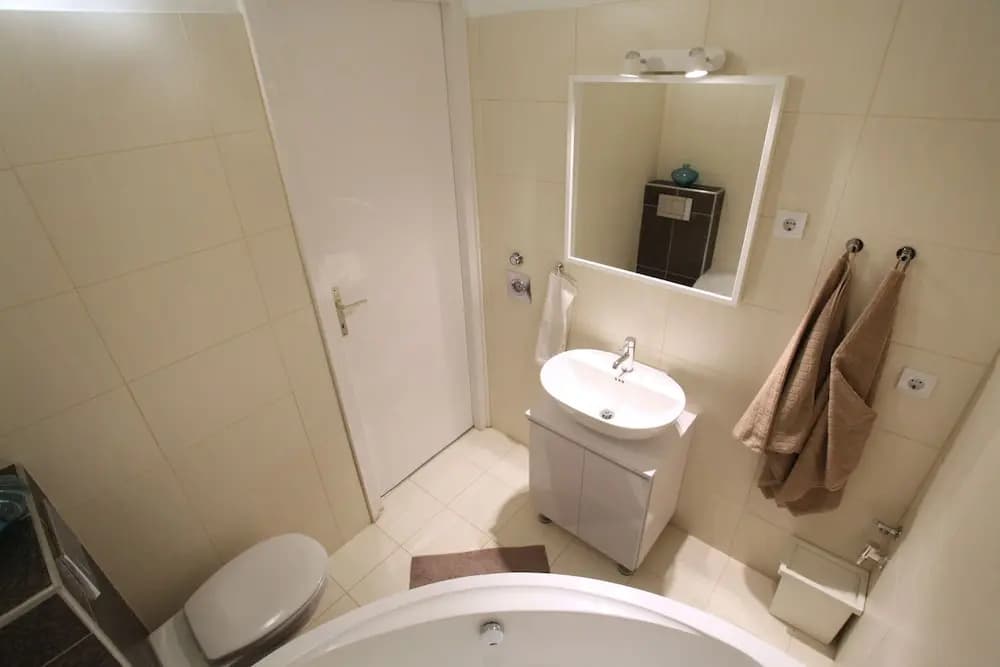 Dfive Apartments - Elizabeth Garden - photo 7