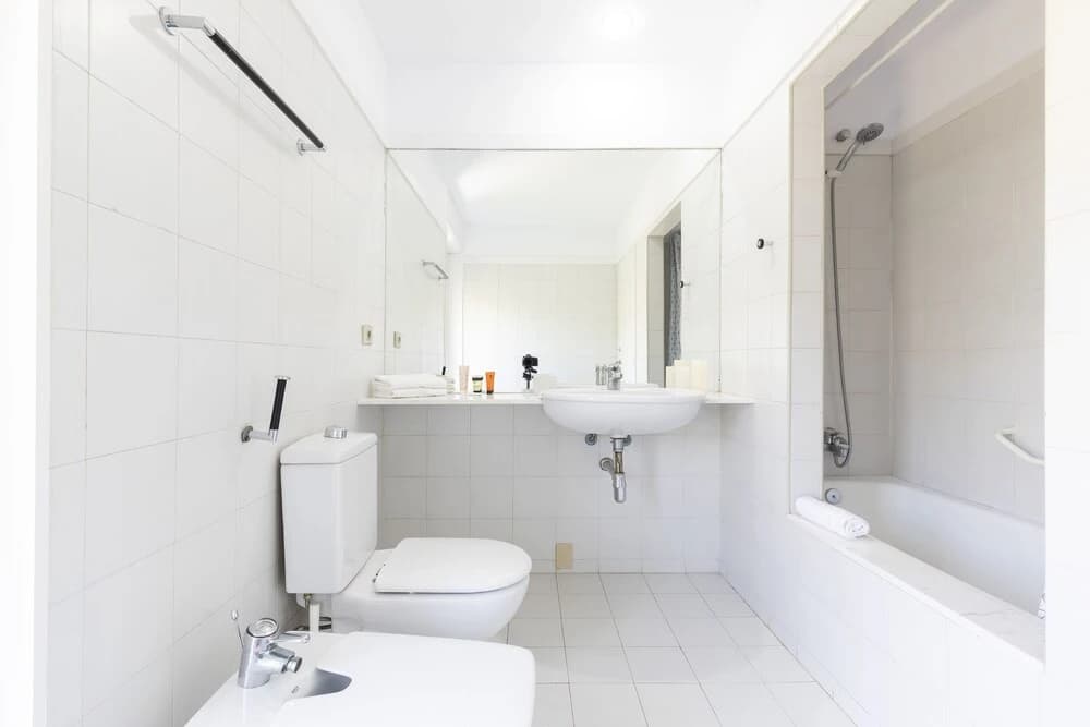 AB Olympic Village Beach Apartment - photo 8