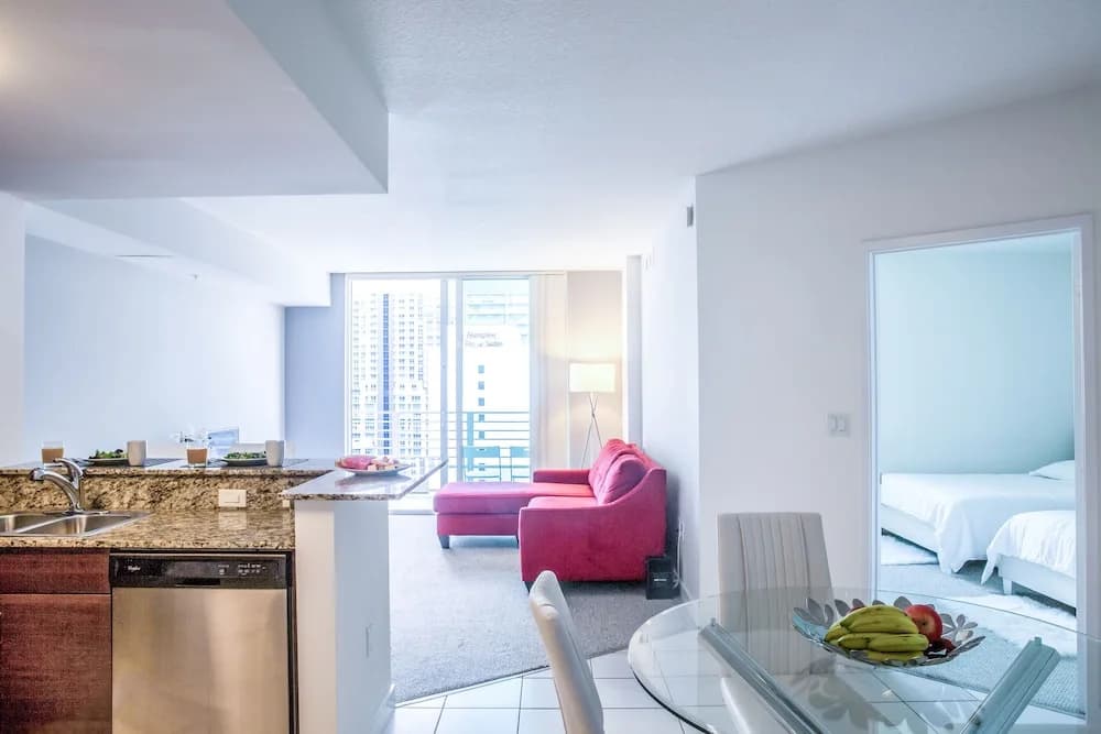 Brickell Luxe Rentals - photo 6