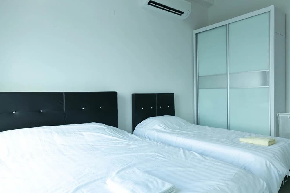 Molek Regency by Jk Home - photo 2