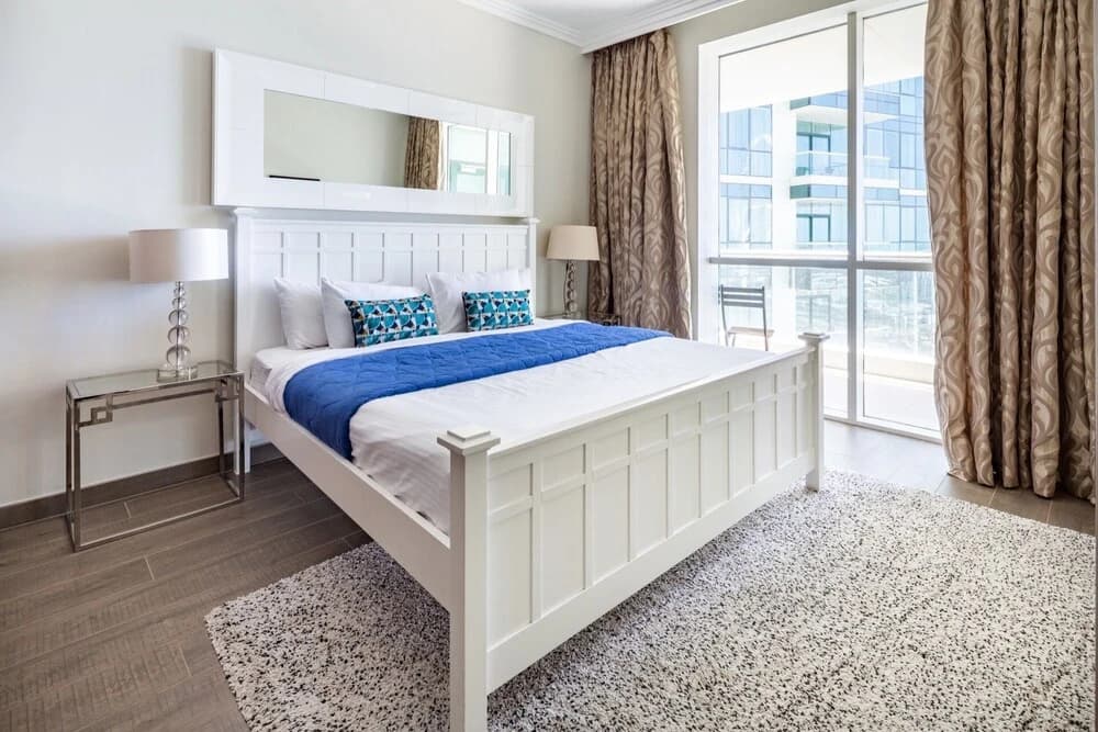Astounding 3BR Apartment w/ Sea & Marina Views! - photo 3