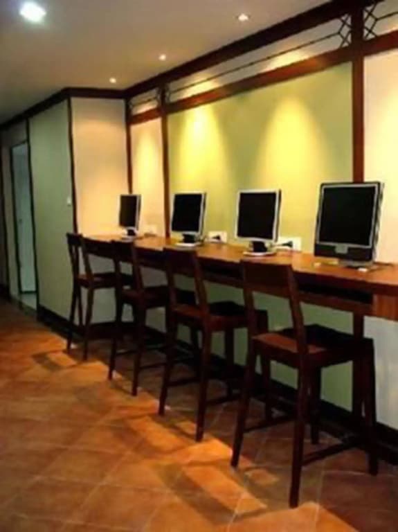 Boonsiri Place Hotel - photo 17