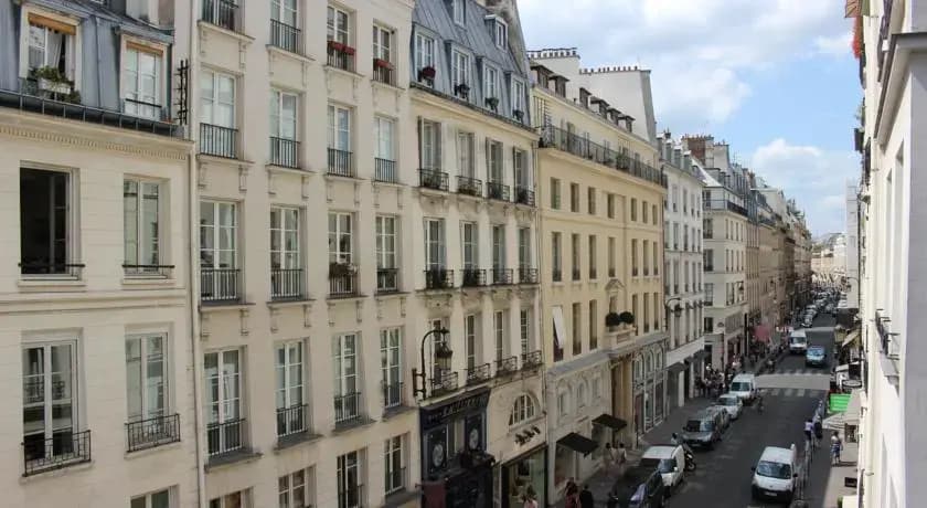 CaminParis - photo 1