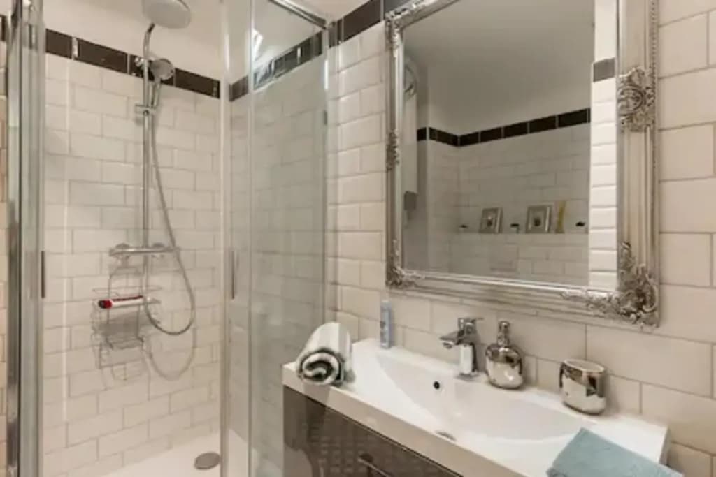Splendid apartment at Gozsdu Courtyard - photo 17