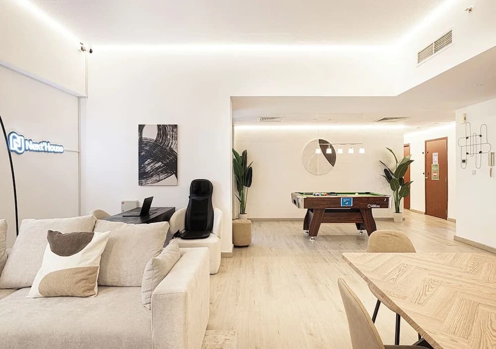 Jbr Beach Hostel - photo 11