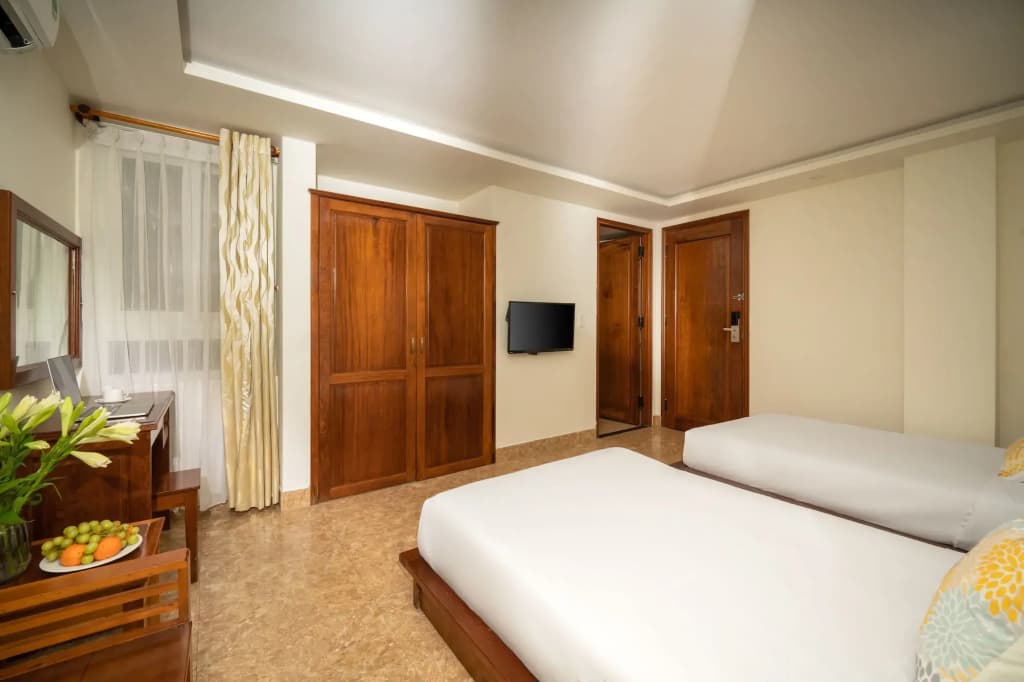 Titan Hotel - photo 35