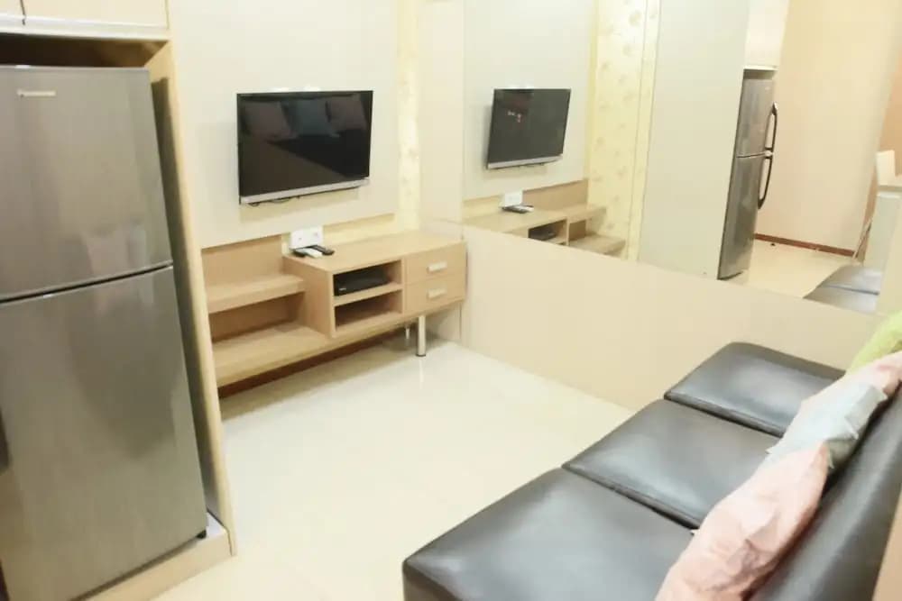 Premium Location and Affordable Thamrin Residence - photo 2