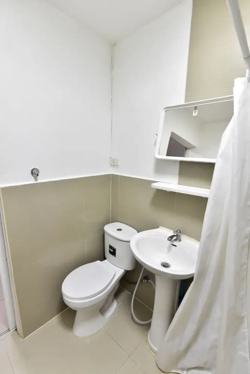 Escobar Guesthouse - photo 7