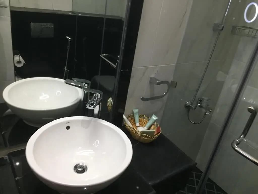 Royal Qatar Hotel - photo 14