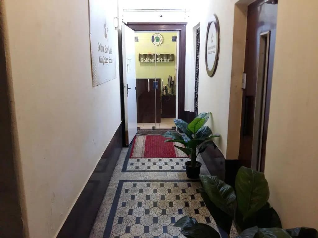 Golden Star Hotel - photo 4