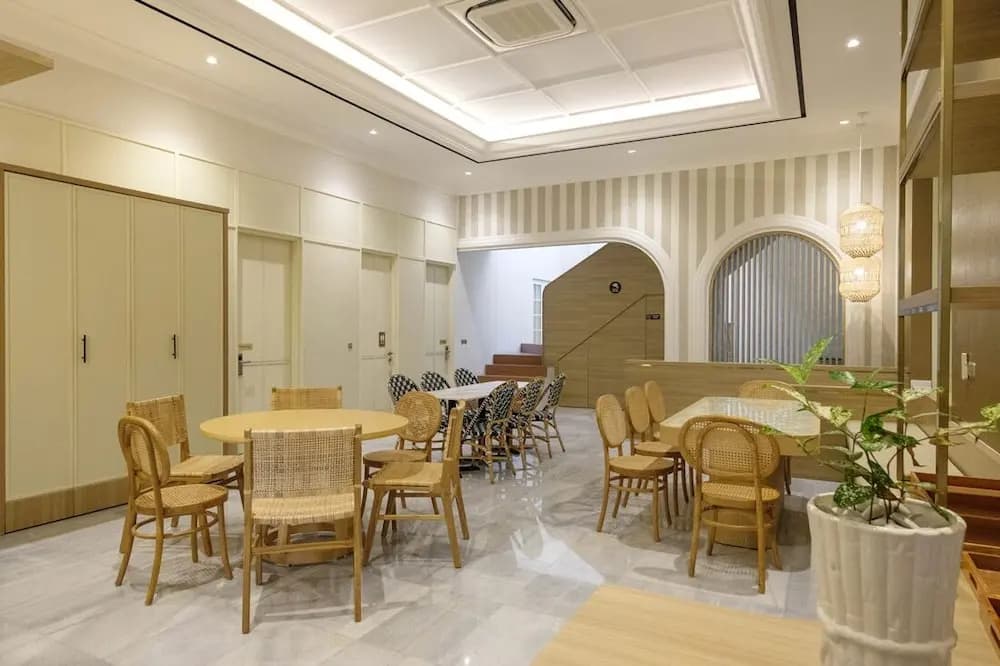 UROOMS Senopati - photo 22