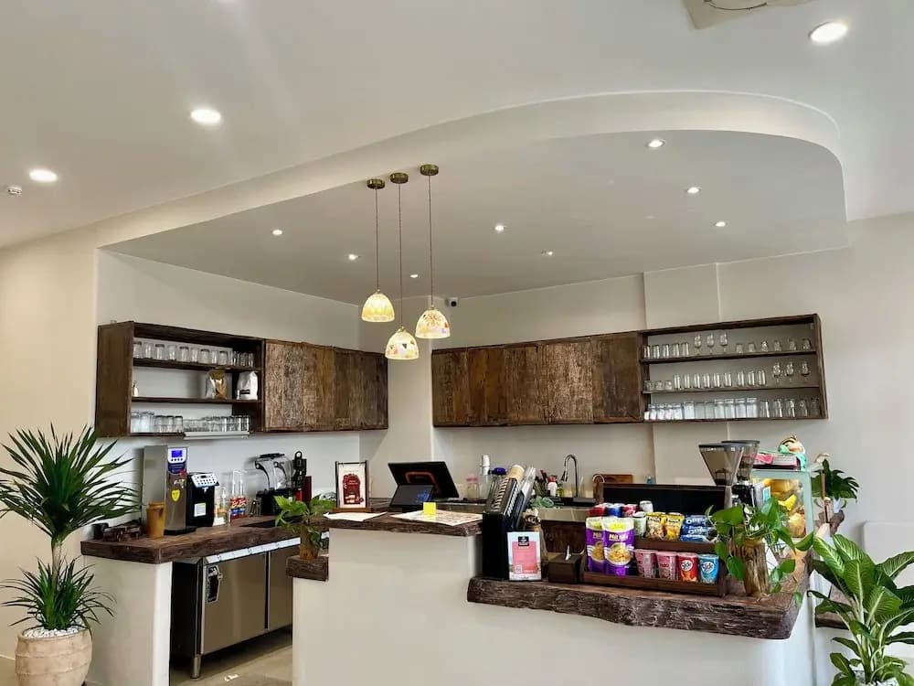 Lotus Home Cafe - Cable Car Station - photo 22