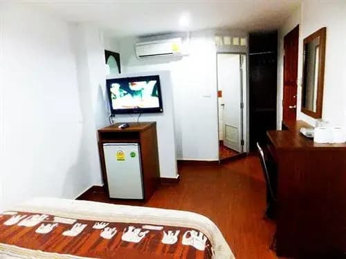 White Orchid Inn - photo 32