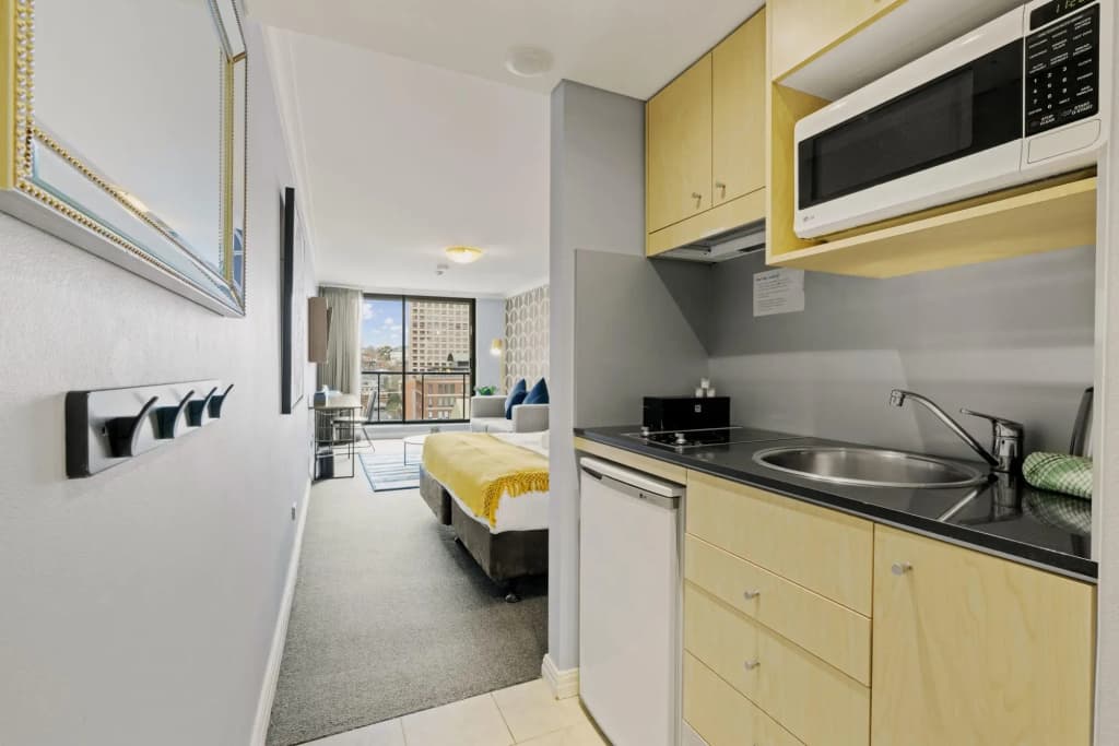 Classic City Abode in Sydney - photo 13