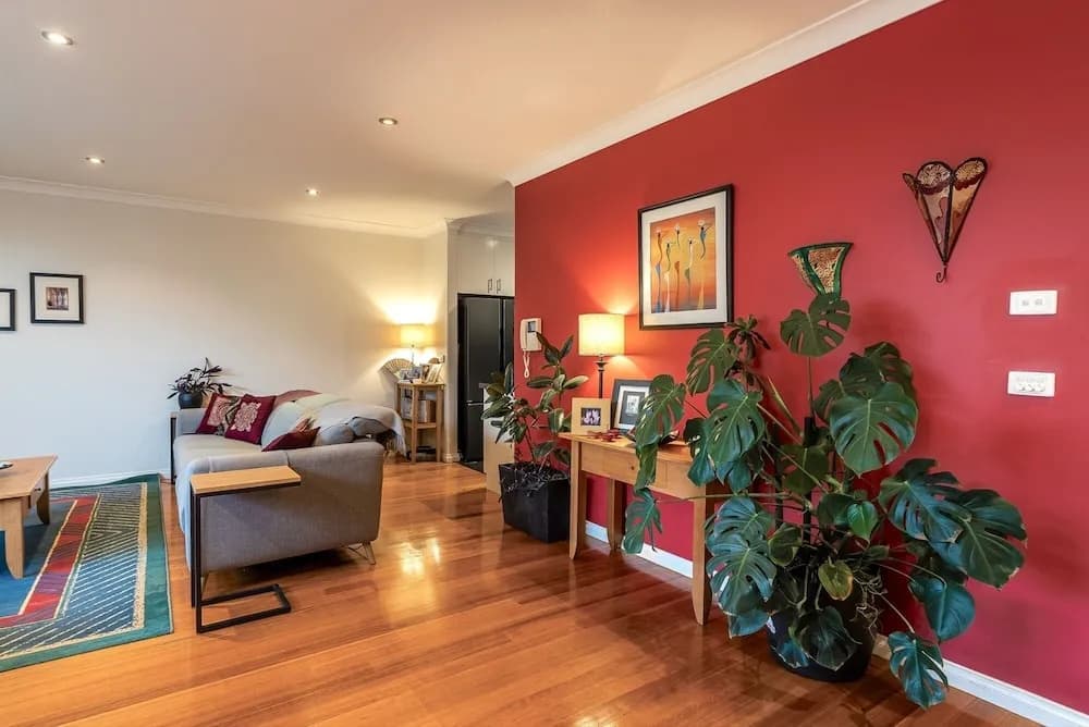 StayCentral - Tranquil Townhouse - photo 9
