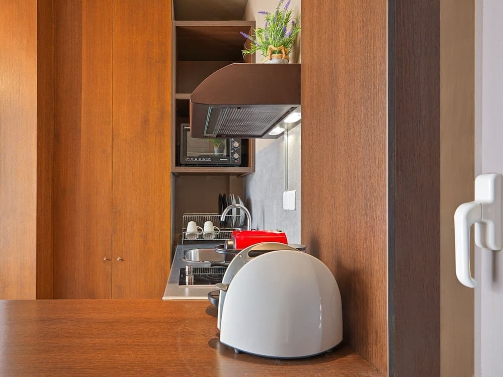Gazi District Suites - photo 12