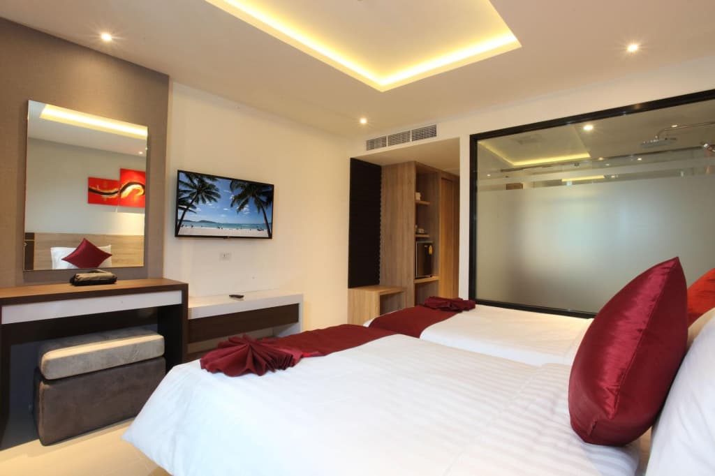 Paripas Patong Resort - photo 6