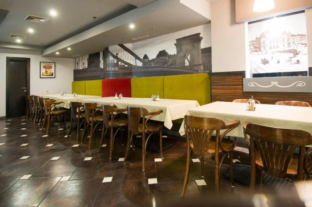 Green Hotel Budapest - photo 18