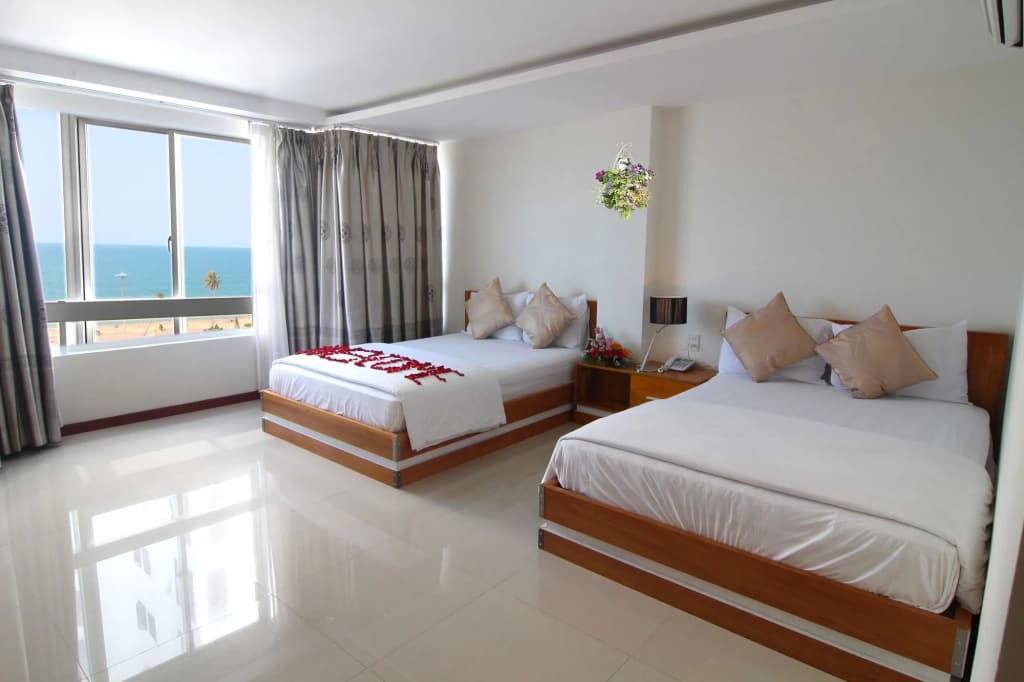 Sea Light Hotel - photo 4