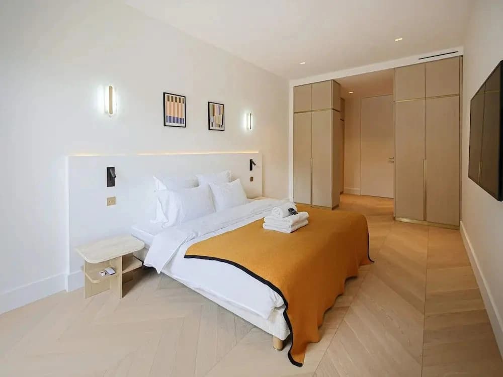 Sumptuous Apartment With Garden / Arc de Triomphe - photo 2