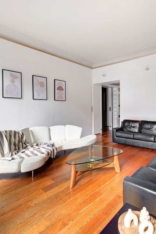 Le Marais & Place de la Republique 3BR - photo 34