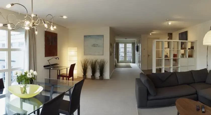 The Harbor House - photo 3