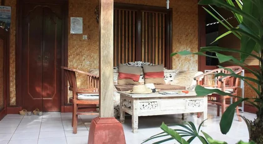 Suarsena Bungalow 2 - photo 3