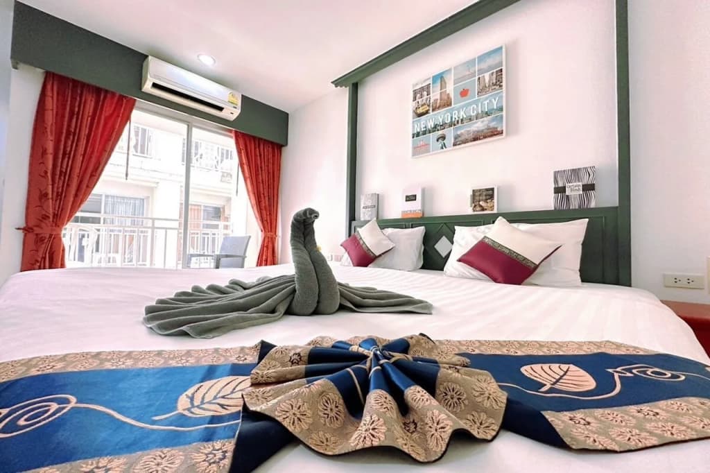 Hotel Baya Patong - photo 7