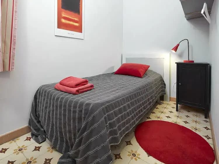 Magic Fountain Apartments - photo 2