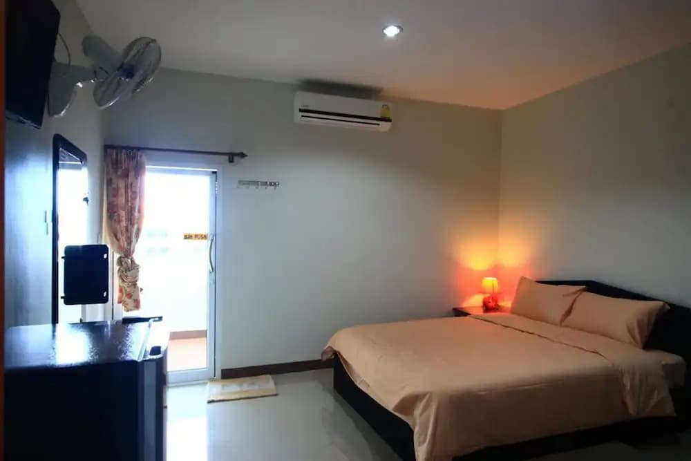 Baan Yuwanda Phuket Resort - photo 3