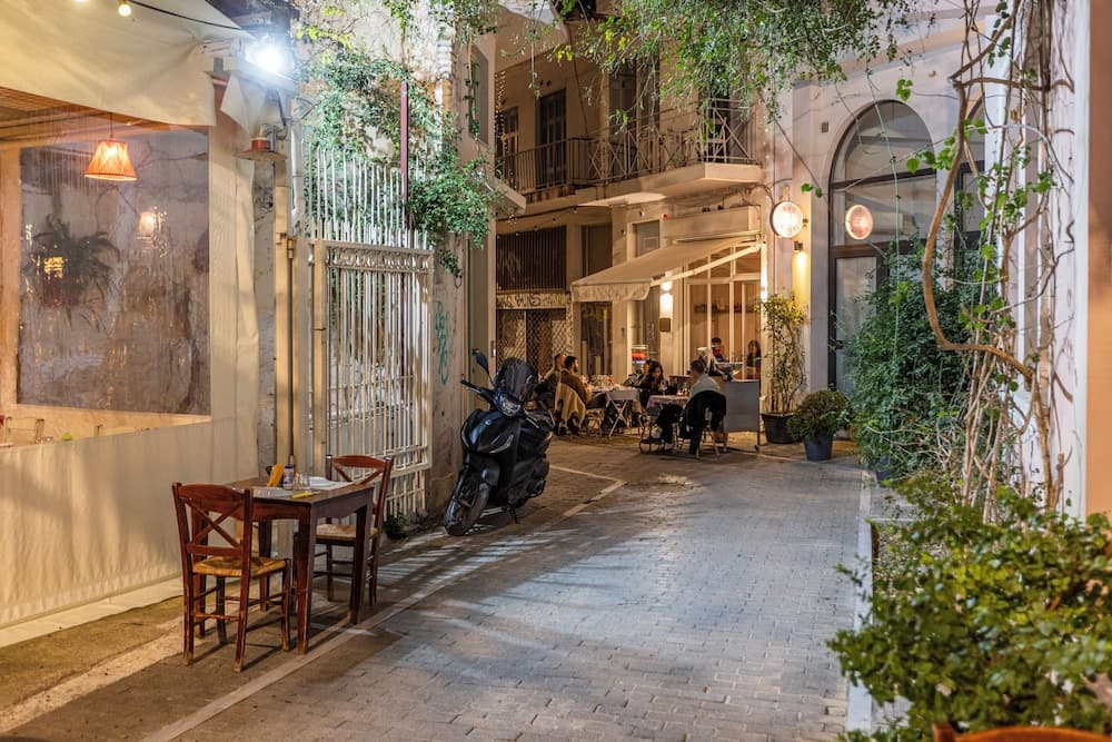 Ernest Suites Psiri - photo 18