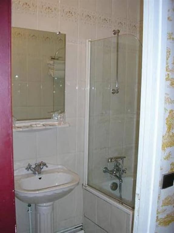 Hotel Regyn's Montmartre - photo 8