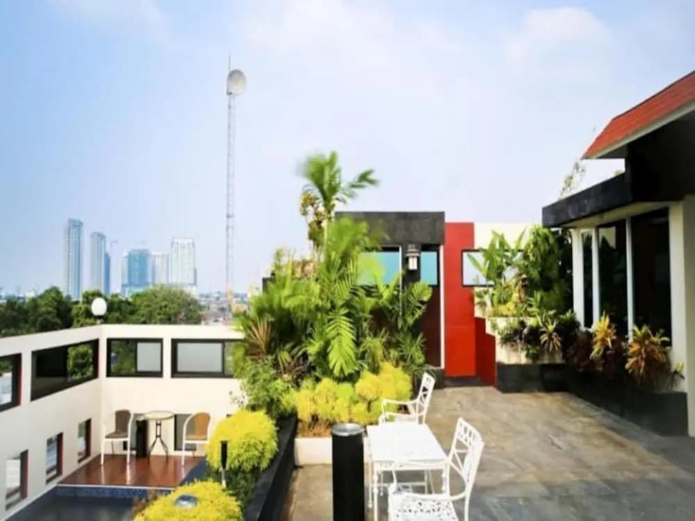 Kyo Serviced Apartment - photo 12