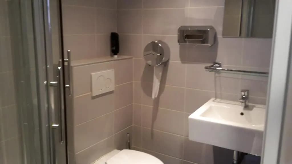 Hotel Damrak Inn - photo 43