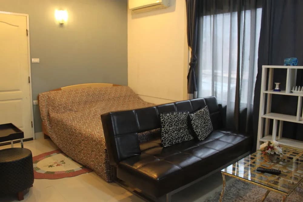Thaphae Bunk Home - photo 2