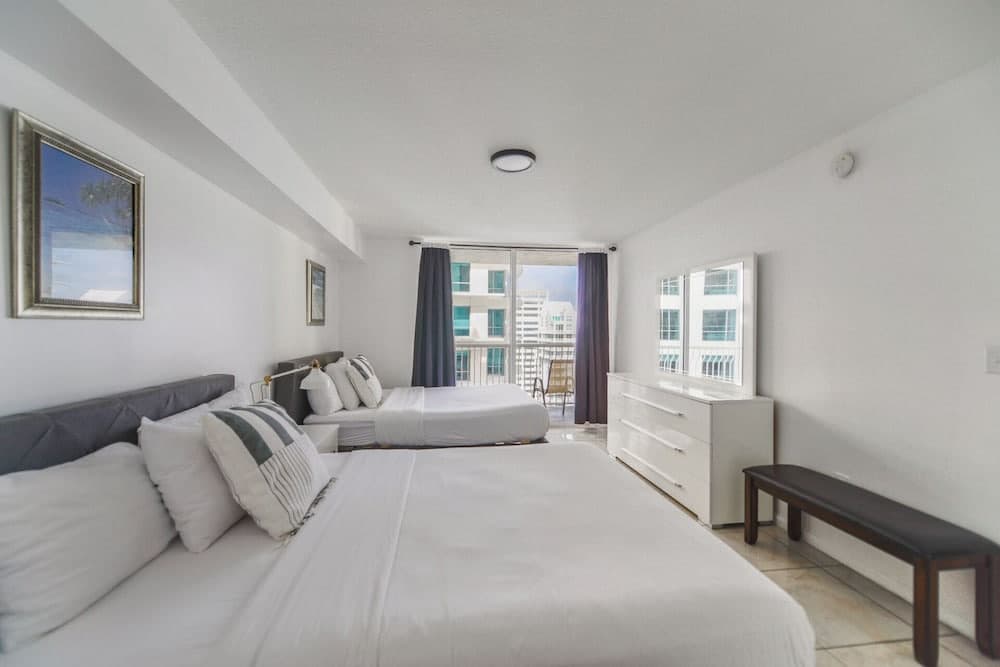 Brickell Bay 3304 - photo 2