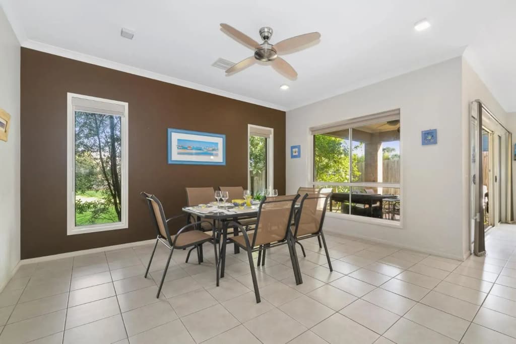 Modern Beachside 5 Bedrooms - photo 6