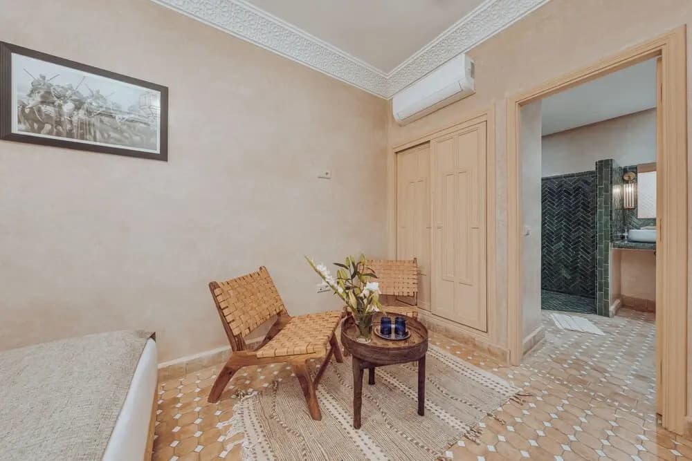 Riad Valentine - photo 7
