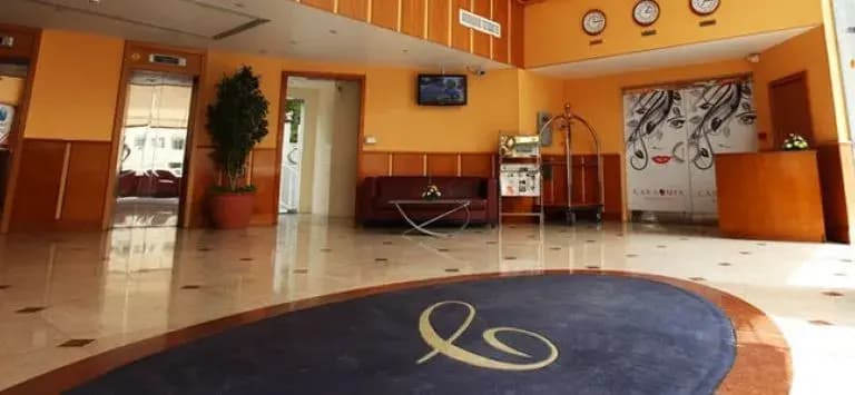 High End 2 Hotel Apartments - photo 2