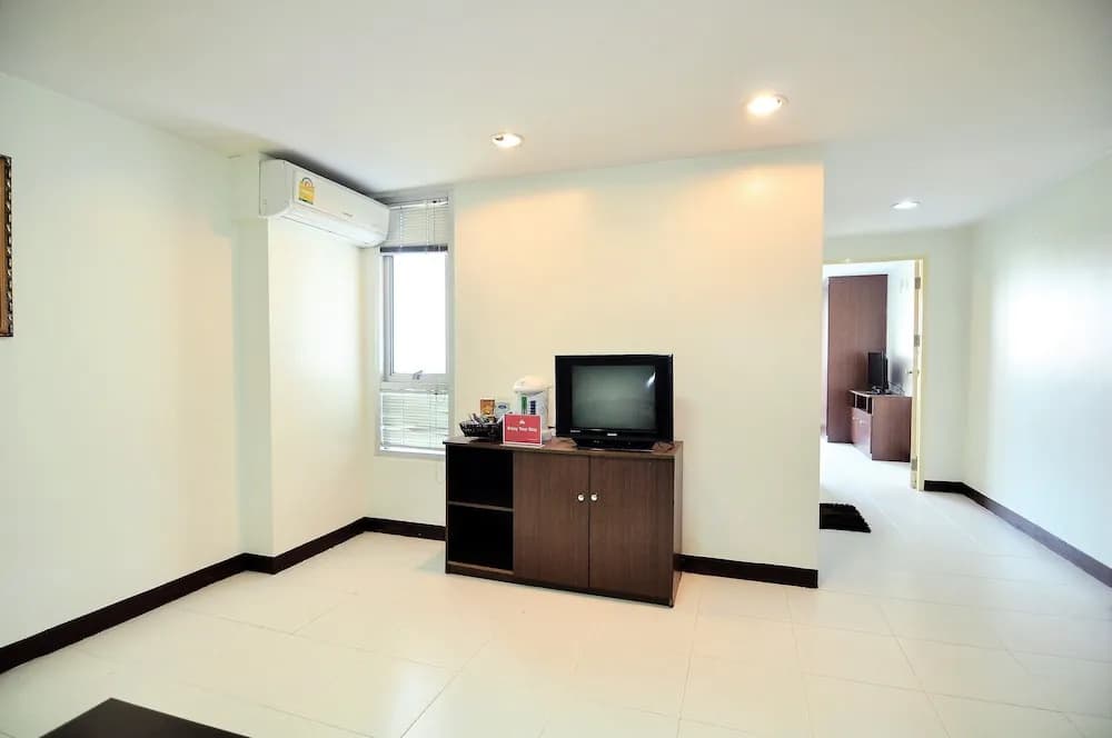 Zen Rooms Aryan Suites - photo 6