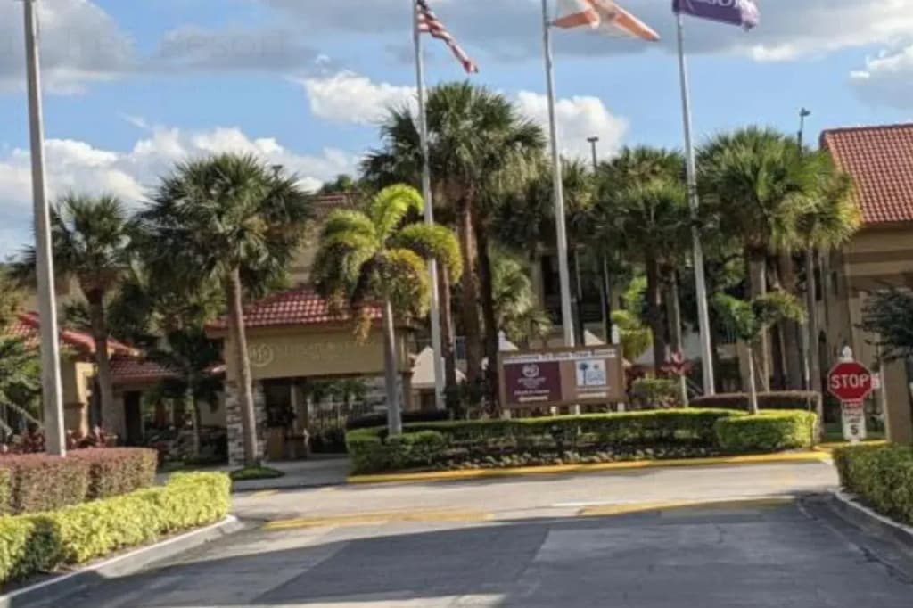 Westgate Blue Tree Resort in Lake Buena Vista - photo 39